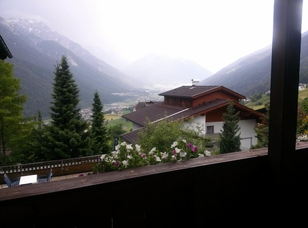 Landhaus Birgit Telfes im Stubai Eksteriør billede