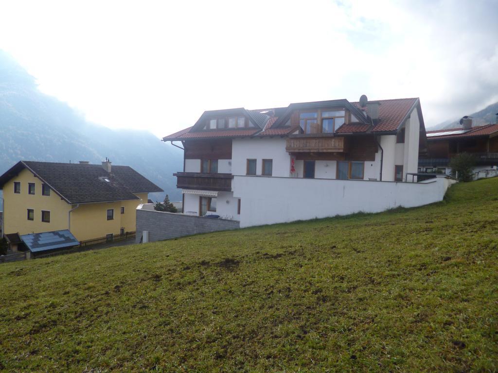 Landhaus Birgit Telfes im Stubai Eksteriør billede